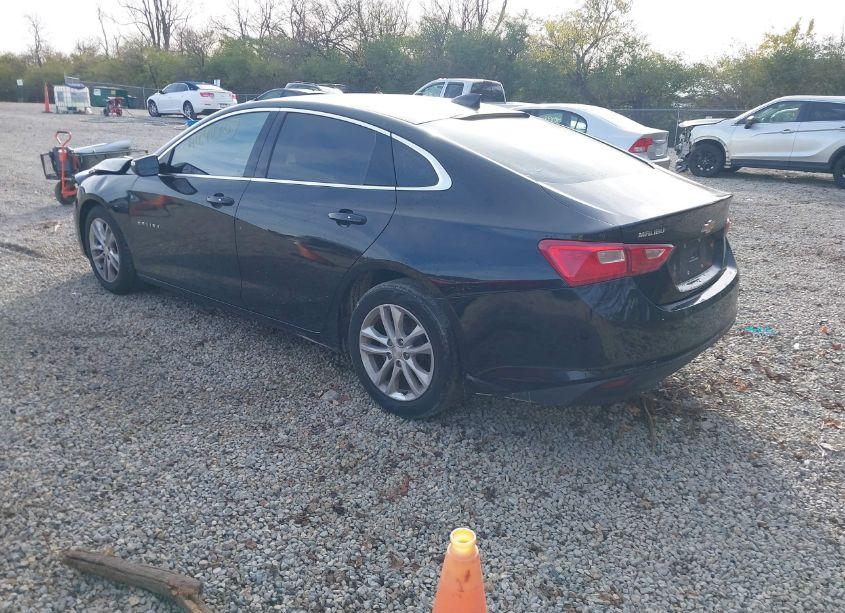 Photo 3 of 2016 Chevrolet Malibu 1LT (VIN 1G1ZE5ST6GF192909)