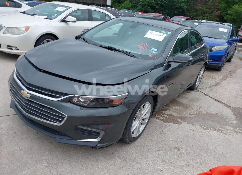 Photo 2 of 2016 Chevrolet Malibu 1LT (VIN 1G1ZE5ST6GF193865)