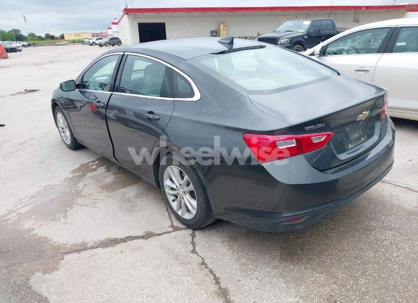 Photo 3 of 2016 Chevrolet Malibu 1LT (VIN 1G1ZE5ST6GF193865)