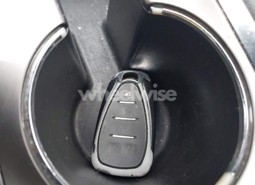 Photo 11 of 2016 Chevrolet Malibu 1LT (VIN 1G1ZE5ST6GF202841)