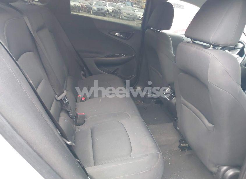 Photo 8 of 2016 Chevrolet Malibu 1LT (VIN 1G1ZE5ST6GF202841)