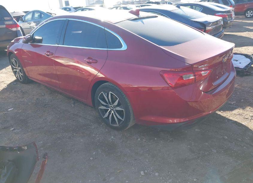 Photo 3 of 2016 Chevrolet Malibu 1LT (VIN 1G1ZE5ST6GF213581)