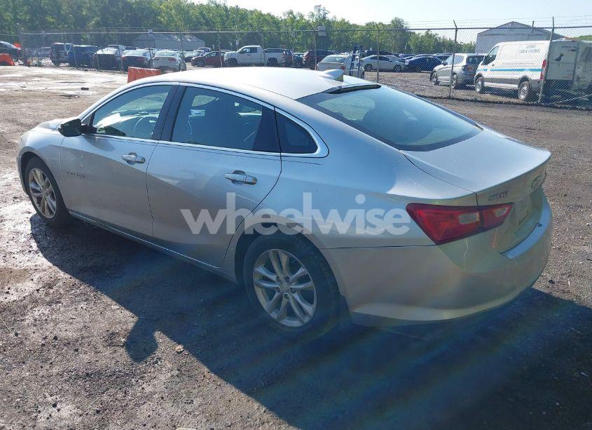 Photo 3 of 2016 Chevrolet Malibu 1LT (VIN 1G1ZE5ST6GF228128)