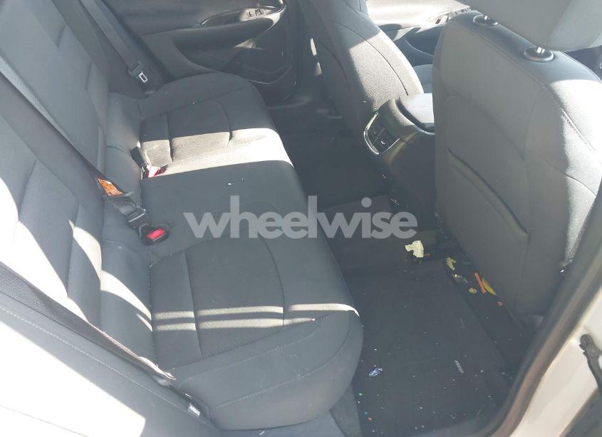 Photo 8 of 2016 Chevrolet Malibu 1LT (VIN 1G1ZE5ST6GF228128)