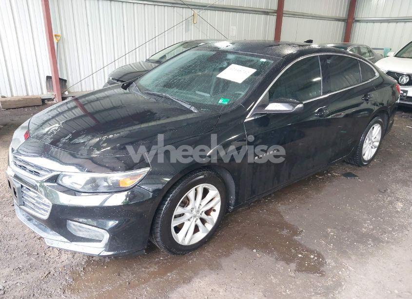 Photo 2 of 2016 Chevrolet Malibu LT (VIN 1G1ZE5ST6GF240621)