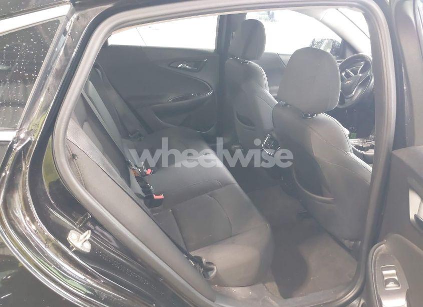 Photo 8 of 2016 Chevrolet Malibu LT (VIN 1G1ZE5ST6GF240621)