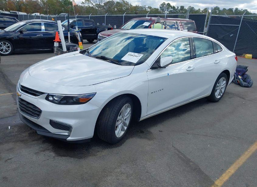 Photo 2 of 2016 Chevrolet Malibu 1LT (VIN 1G1ZE5ST6GF241249)