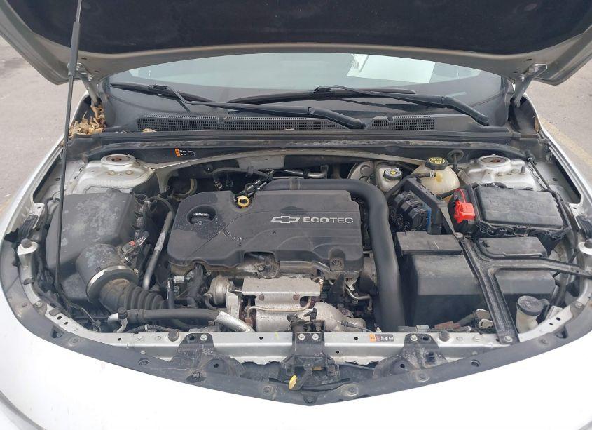 Photo 10 of 2016 Chevrolet Malibu 1LT (VIN 1G1ZE5ST6GF241543)