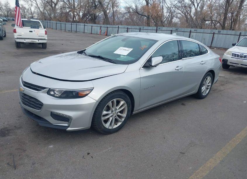 Photo 2 of 2016 Chevrolet Malibu 1LT (VIN 1G1ZE5ST6GF241543)
