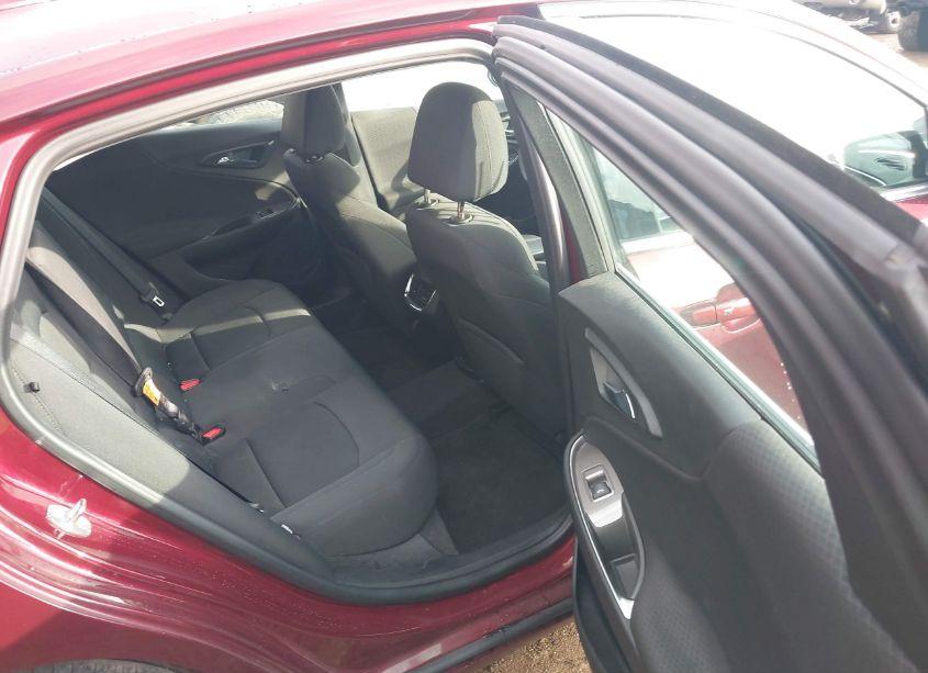 Photo 8 of 2016 Chevrolet Malibu 1LT (VIN 1G1ZE5ST6GF254647)