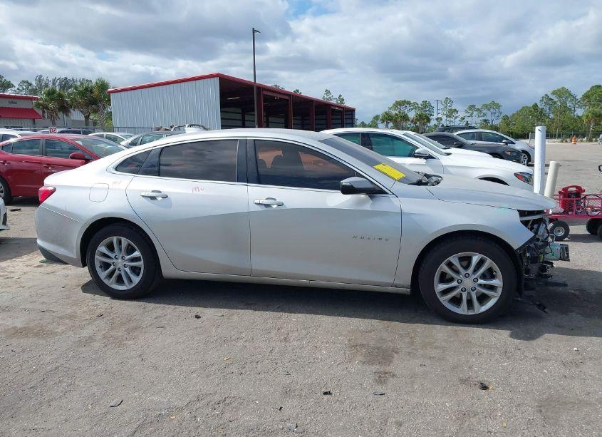 Photo 13 of 2016 Chevrolet Malibu 1LT (VIN 1G1ZE5ST6GF260948)