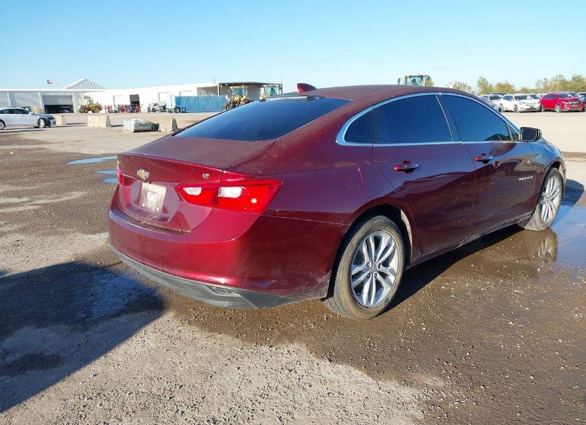 Photo 4 of 2016 Chevrolet Malibu 1LT (VIN 1G1ZE5ST6GF264255)