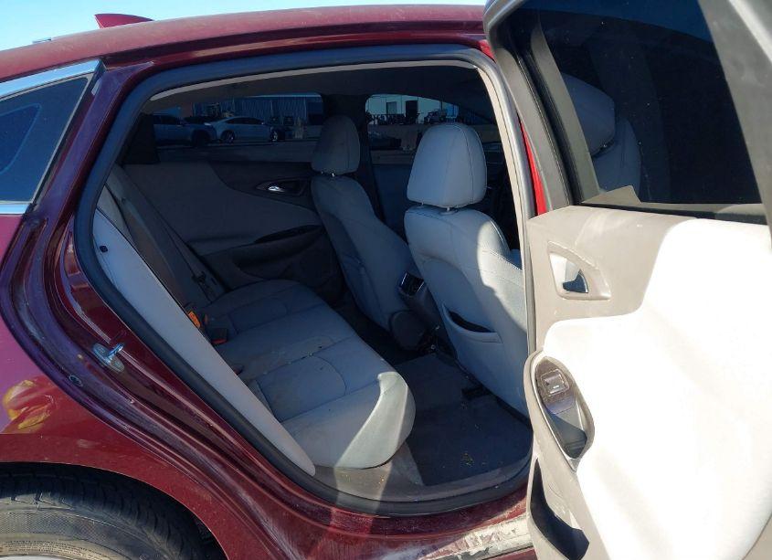 Photo 8 of 2016 Chevrolet Malibu 1LT (VIN 1G1ZE5ST6GF264255)