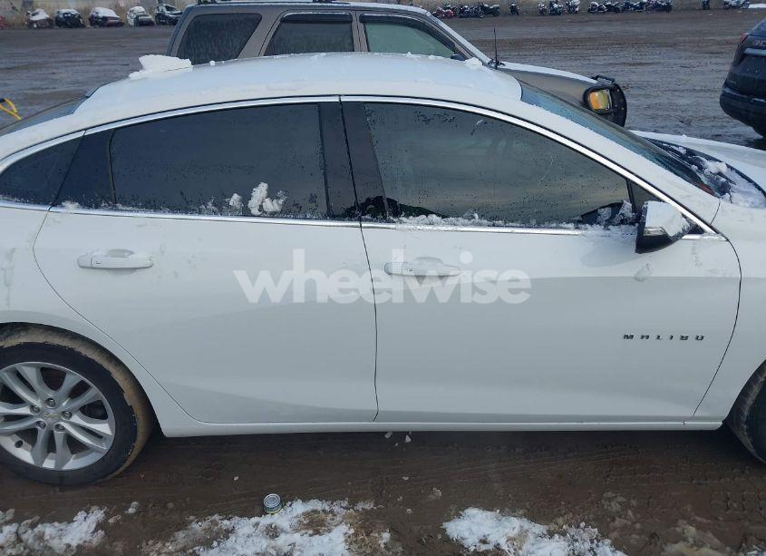 Photo 13 of 2016 Chevrolet Malibu 1LT (VIN 1G1ZE5ST6GF266331)