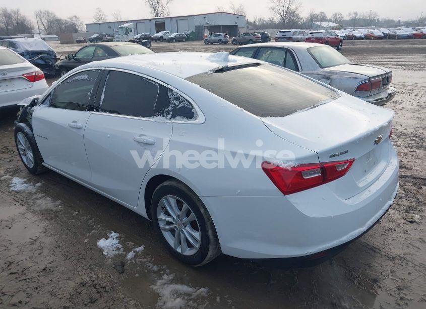 Photo 3 of 2016 Chevrolet Malibu 1LT (VIN 1G1ZE5ST6GF266331)
