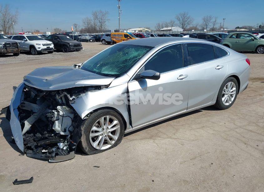 Photo 2 of 2016 Chevrolet Malibu 1LT (VIN 1G1ZE5ST6GF287342)