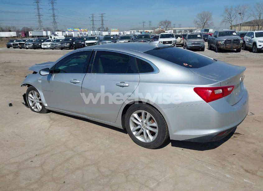 Photo 3 of 2016 Chevrolet Malibu 1LT (VIN 1G1ZE5ST6GF287342)