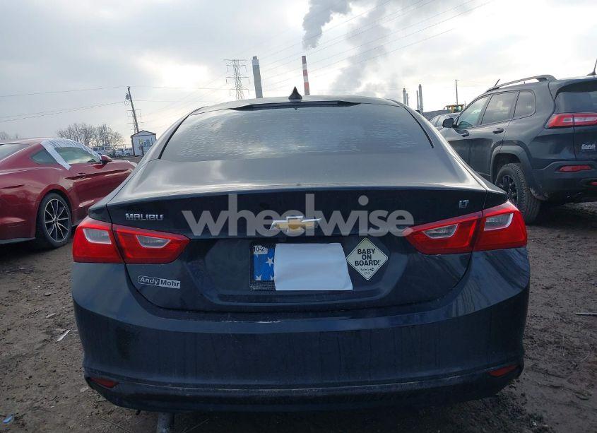 Photo 15 of 2016 Chevrolet Malibu 1LT (VIN 1G1ZE5ST6GF322235)