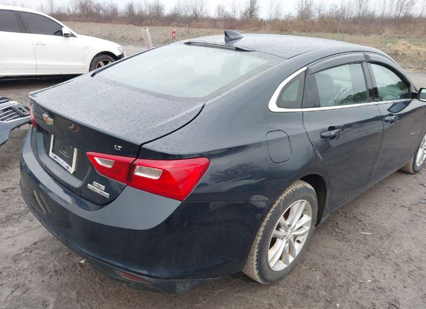 Photo 4 of 2016 Chevrolet Malibu 1LT (VIN 1G1ZE5ST6GF329847)