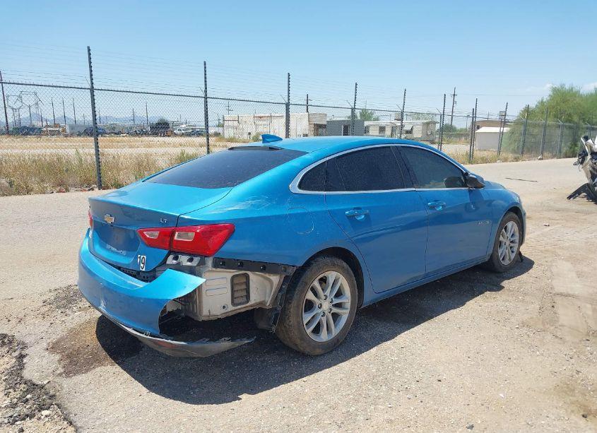 Photo 4 of 2016 Chevrolet Malibu 1LT (VIN 1G1ZE5ST6GF332098)