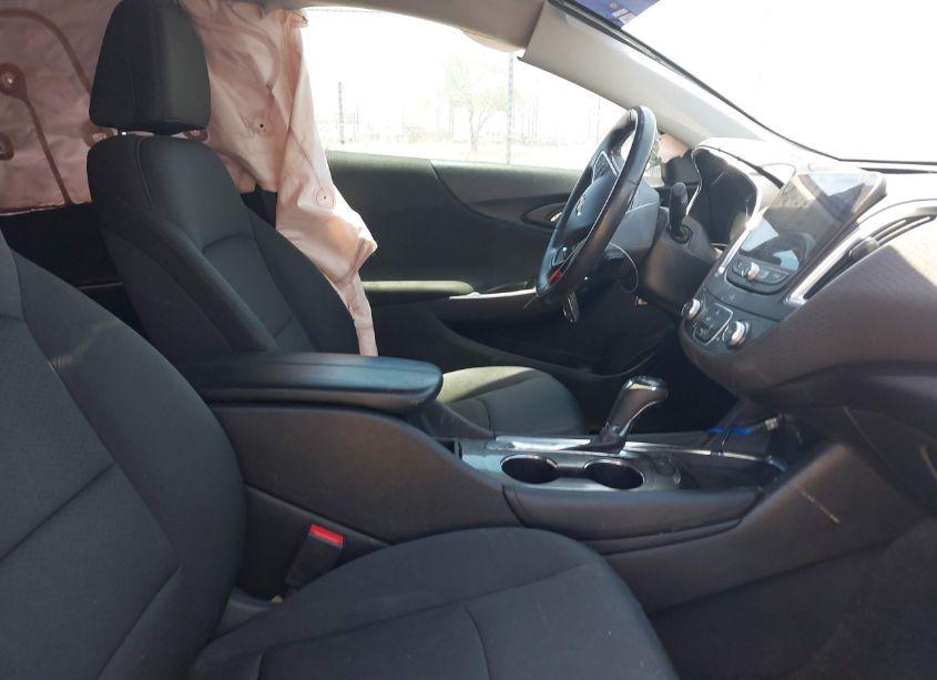 Photo 5 of 2016 Chevrolet Malibu 1LT (VIN 1G1ZE5ST6GF332098)