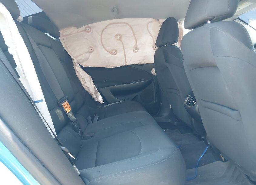 Photo 8 of 2016 Chevrolet Malibu 1LT (VIN 1G1ZE5ST6GF332098)