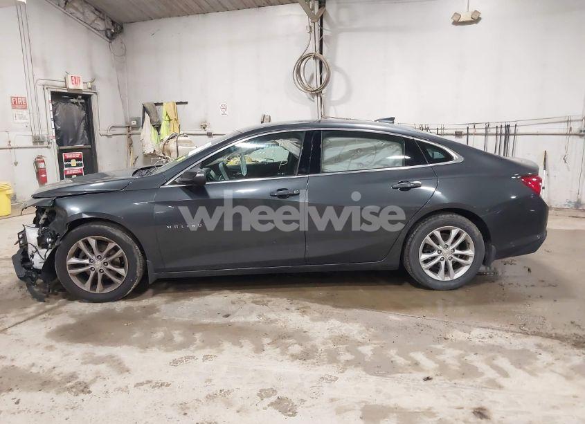 Photo 14 of 2016 Chevrolet Malibu 1LT (VIN 1G1ZE5ST6GF356966)