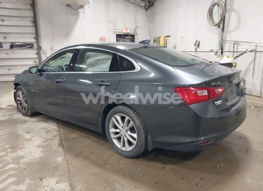 Photo 3 of 2016 Chevrolet Malibu 1LT (VIN 1G1ZE5ST6GF356966)