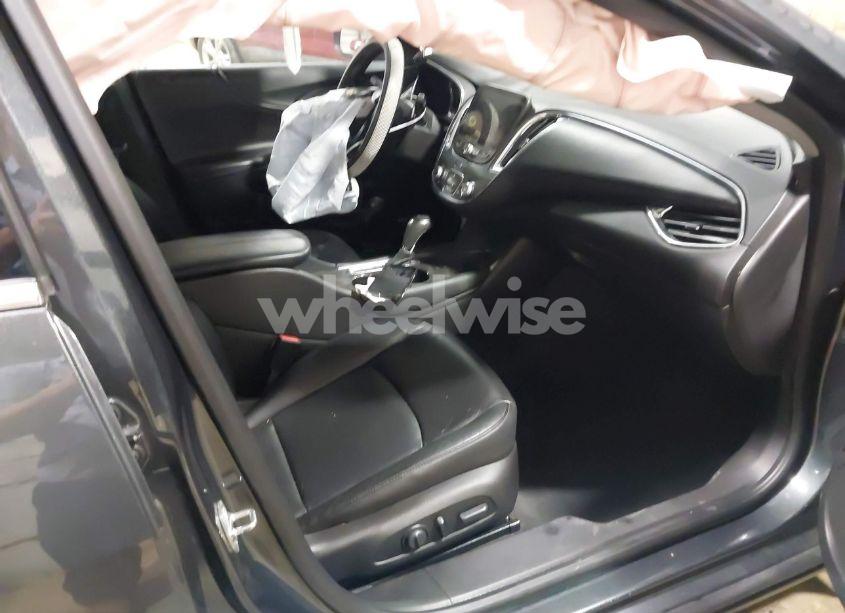 Photo 5 of 2016 Chevrolet Malibu 1LT (VIN 1G1ZE5ST6GF356966)