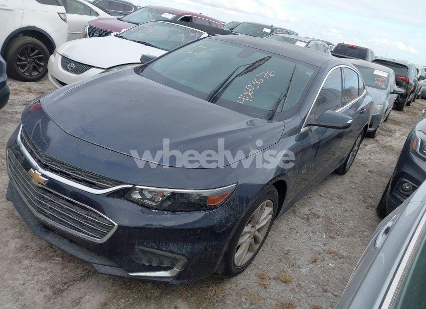 Photo 2 of 2016 Chevrolet Malibu 1LT (VIN 1G1ZE5ST6GF358040)