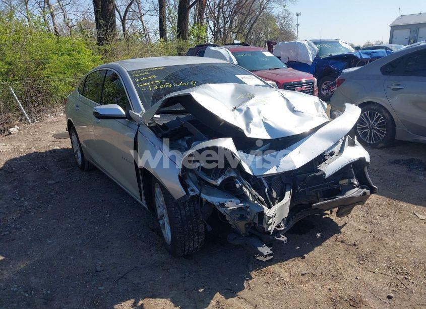 2017 Chevrolet Malibu 1LT (VIN 1G1ZE5ST6HF106516) main photo