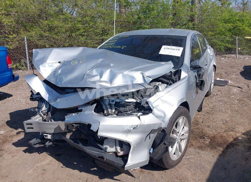 Photo 2 of 2017 Chevrolet Malibu 1LT (VIN 1G1ZE5ST6HF106516)