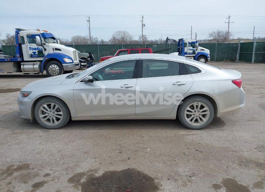 Photo 14 of 2017 Chevrolet Malibu 1LT (VIN 1G1ZE5ST6HF114325)