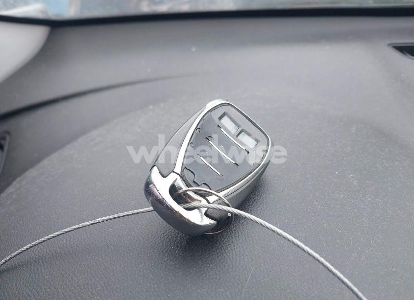 Photo 11 of 2017 Chevrolet Malibu 1LT (VIN 1G1ZE5ST6HF120884)