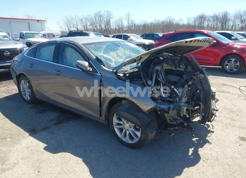2017 Chevrolet Malibu 1LT (VIN 1G1ZE5ST6HF125728) main photo