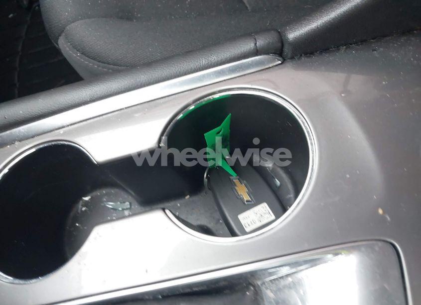 Photo 11 of 2017 Chevrolet Malibu 1LT (VIN 1G1ZE5ST6HF125728)