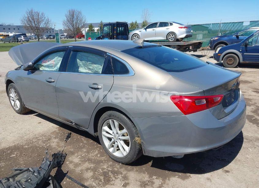 Photo 3 of 2017 Chevrolet Malibu 1LT (VIN 1G1ZE5ST6HF125728)