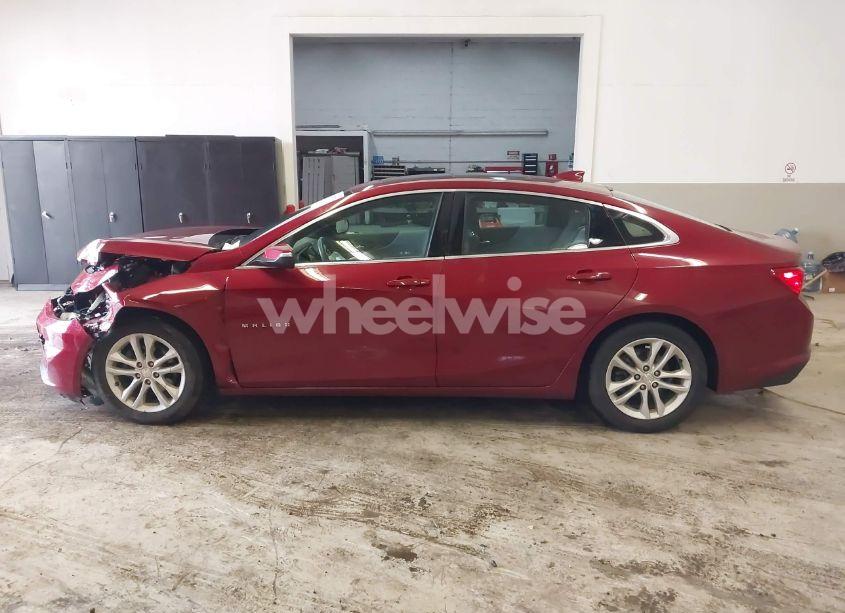Photo 14 of 2017 Chevrolet Malibu 1LT (VIN 1G1ZE5ST6HF137944)