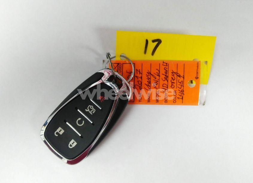 Photo 11 of 2017 Chevrolet Malibu 1LT (VIN 1G1ZE5ST6HF146451)