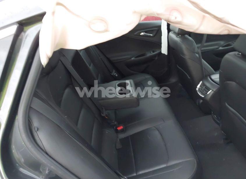 Photo 8 of 2017 Chevrolet Malibu 1LT (VIN 1G1ZE5ST6HF146451)