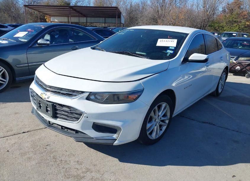 Photo 2 of 2017 Chevrolet Malibu 1LT (VIN 1G1ZE5ST6HF149494)