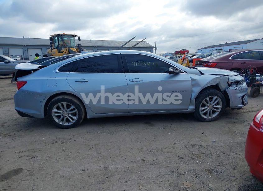 Photo 13 of 2017 Chevrolet Malibu 1LT (VIN 1G1ZE5ST6HF162651)