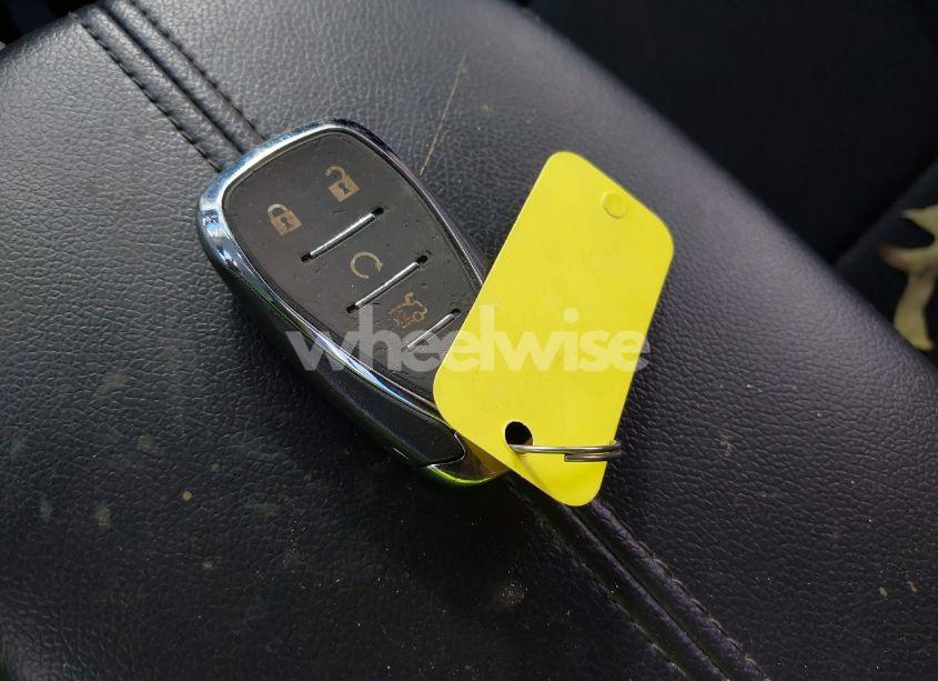 Photo 11 of 2017 Chevrolet Malibu 1LT (VIN 1G1ZE5ST6HF163041)