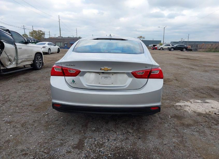 Photo 16 of 2017 Chevrolet Malibu 1LT (VIN 1G1ZE5ST6HF167350)