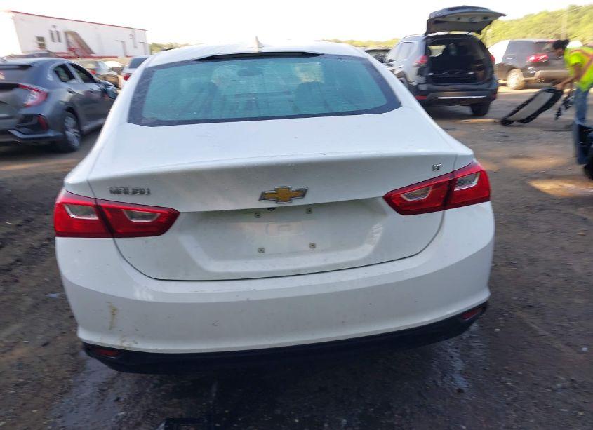 Photo 16 of 2017 Chevrolet Malibu 1LT (VIN 1G1ZE5ST6HF170474)