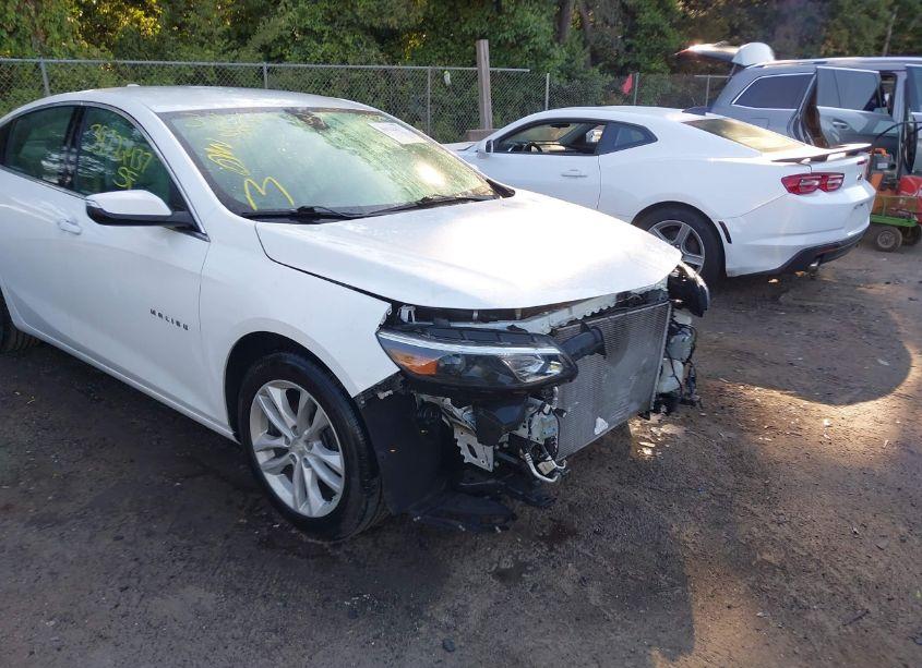 Photo 6 of 2017 Chevrolet Malibu 1LT (VIN 1G1ZE5ST6HF170474)