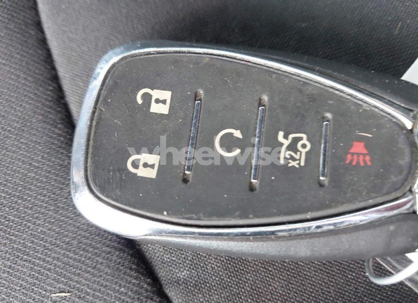 Photo 11 of 2017 Chevrolet Malibu 1LT (VIN 1G1ZE5ST6HF170751)