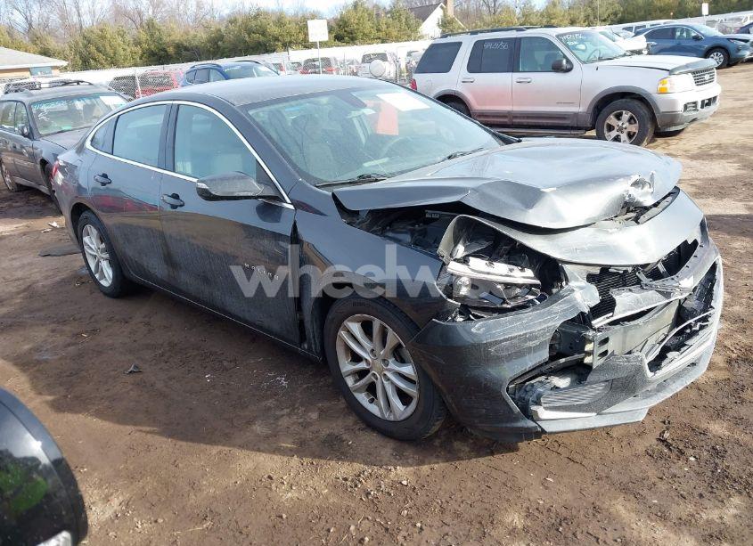 Photo 13 of 2017 Chevrolet Malibu 1LT (VIN 1G1ZE5ST6HF170751)