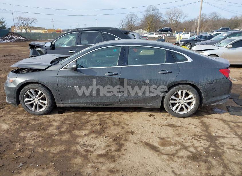 Photo 14 of 2017 Chevrolet Malibu 1LT (VIN 1G1ZE5ST6HF170751)