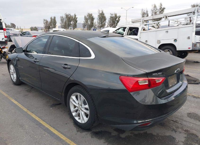 Photo 3 of 2017 Chevrolet Malibu 1LT (VIN 1G1ZE5ST6HF176436)